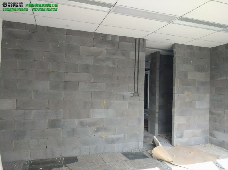 贵阳隔墙施工加气砖现场